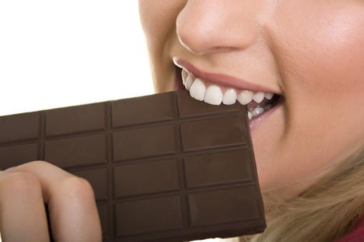 Шоколад спасает зубы?